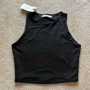 Amazon - crop - black - small